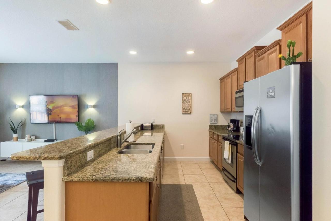 Townhome W Pool Near Disney & Orlando Attractions Кіссіммі Екстер'єр фото